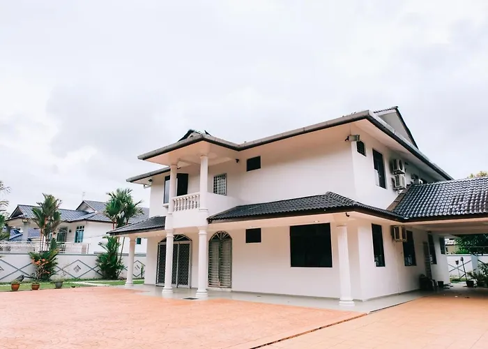 Clover Homestay