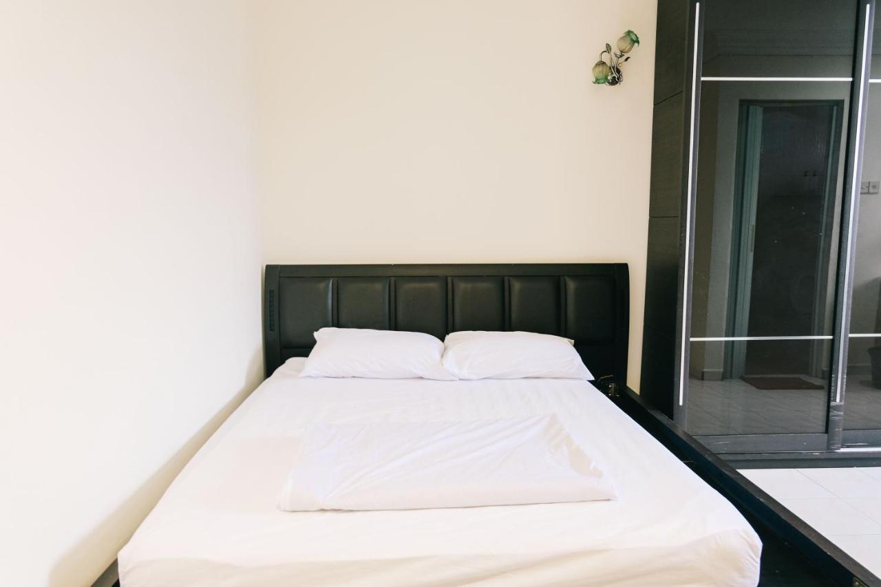 Clover Homestay Hostel *
