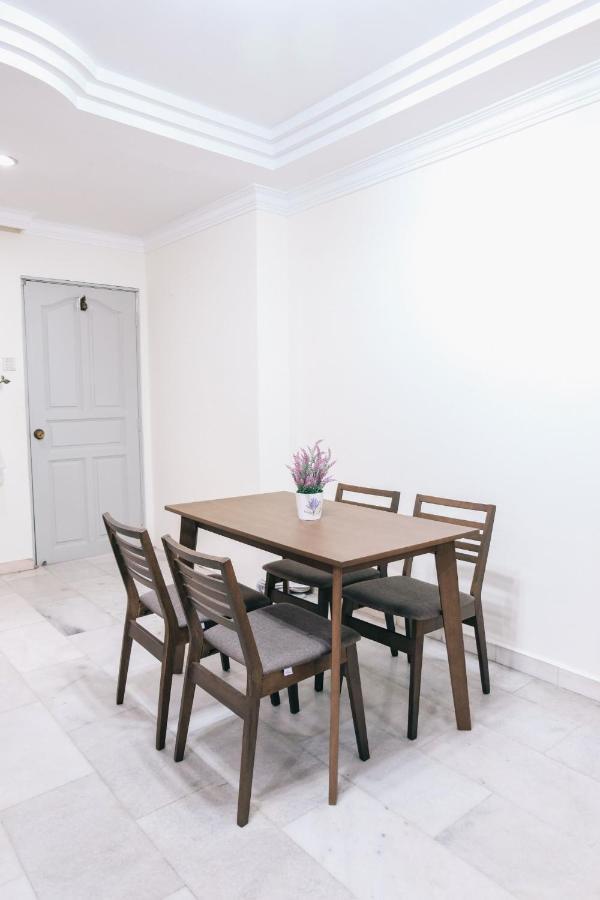 Clover Homestay Johor Bahru